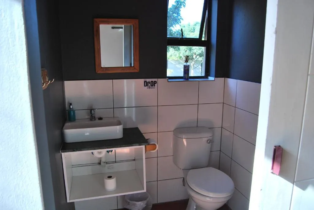 14 Cluster House & Studio - Image 3