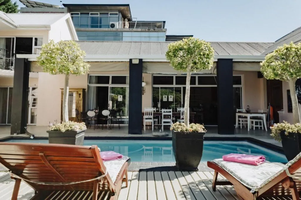 Acorn Guest House - Image 4