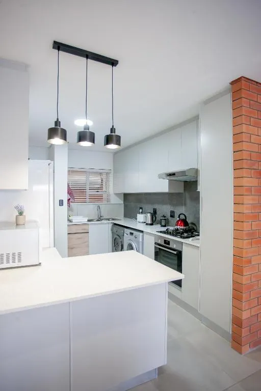 Apartment 70 - 1 On York - Image 4