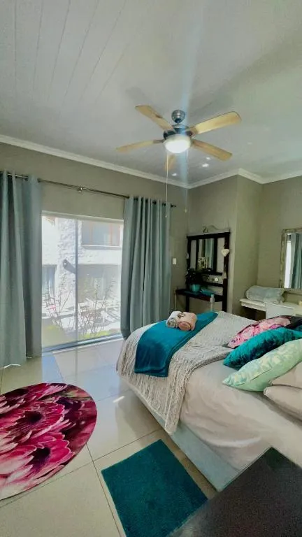 Peace Lily Garden Cottage - Image 2