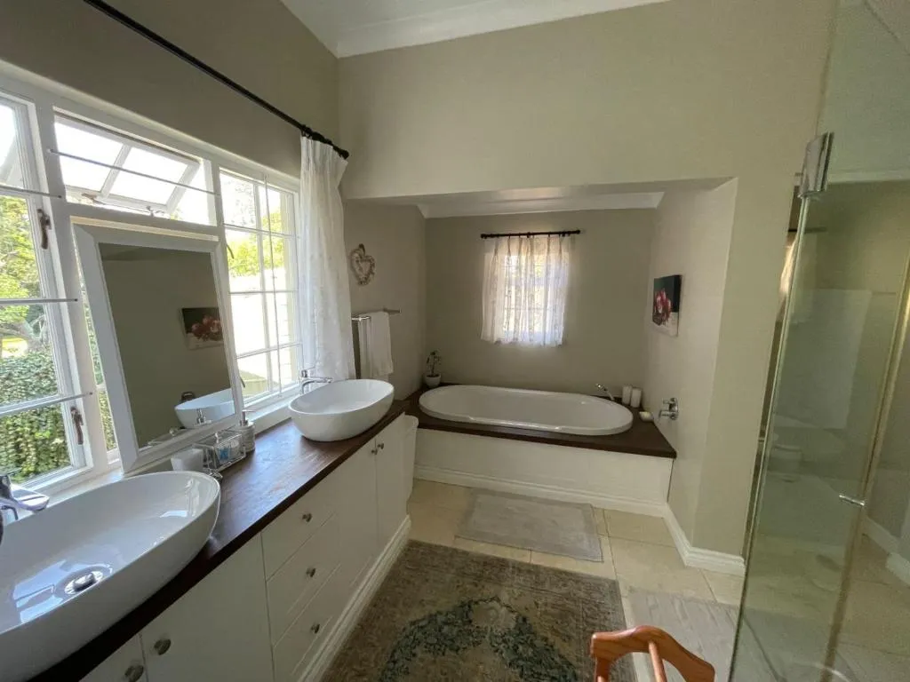 Protea Manor - Image 3