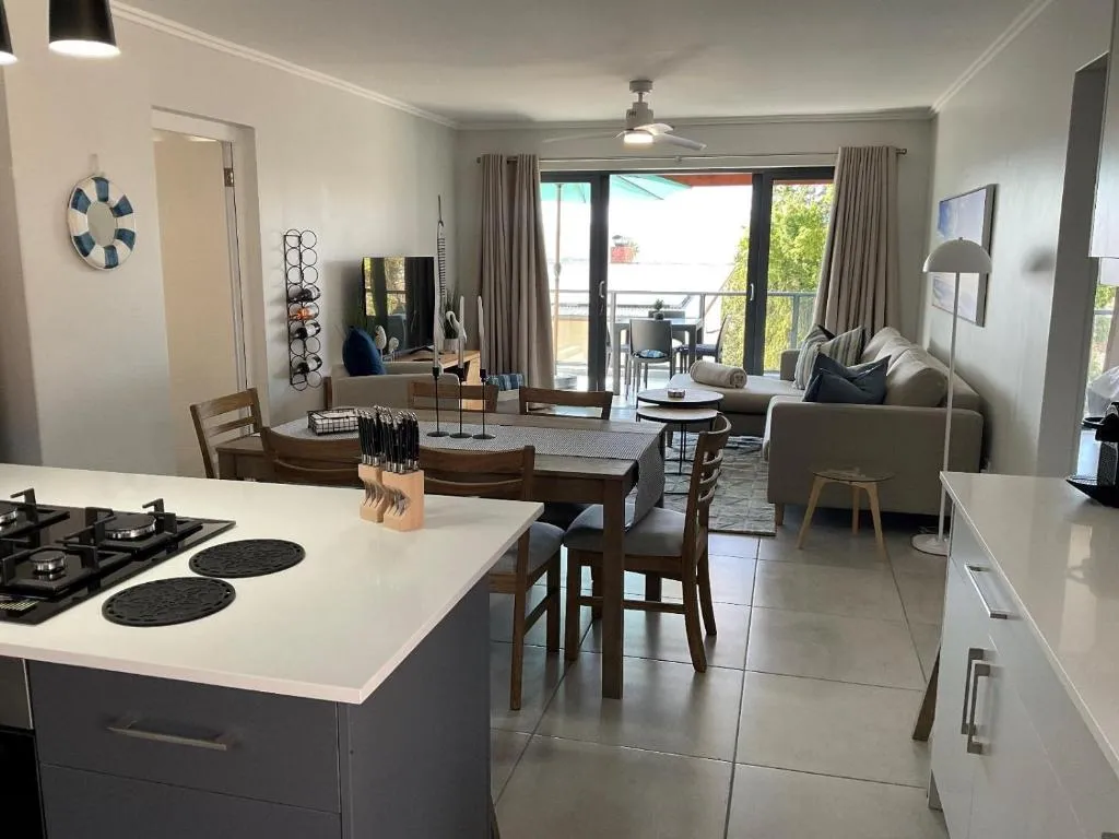 Bond Self-Catering Unit - Image 4