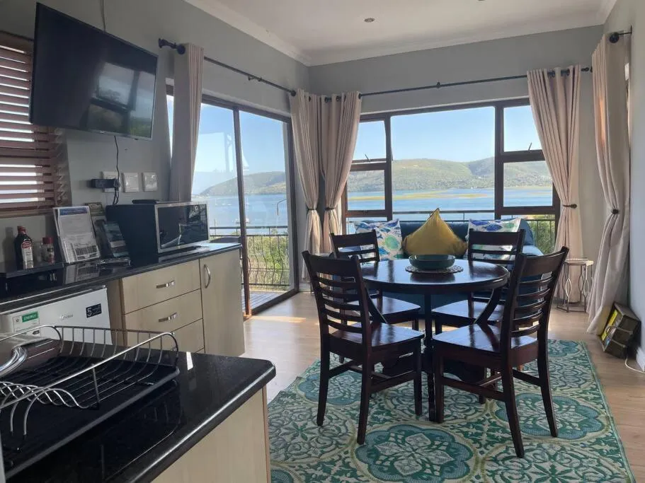 Solar-powered Lovely 1-Room Loft with amazing lagoon views! - Image 4