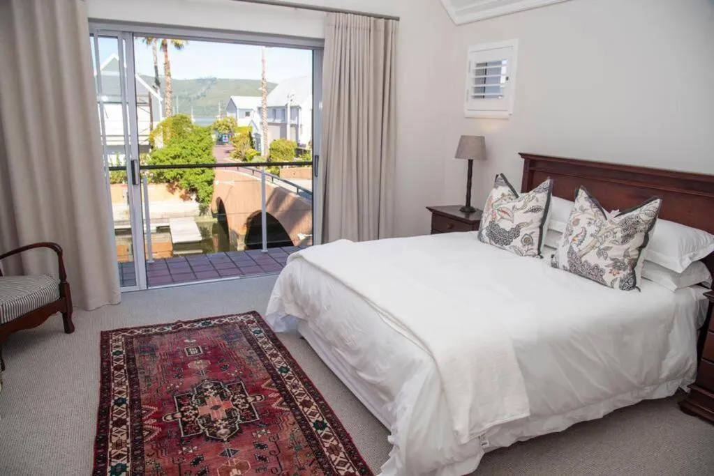 Waterfront- C25 Knysna Quays with pool - Image 2