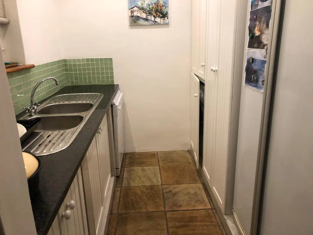 4 Duke Street Flat#3 - Image 3