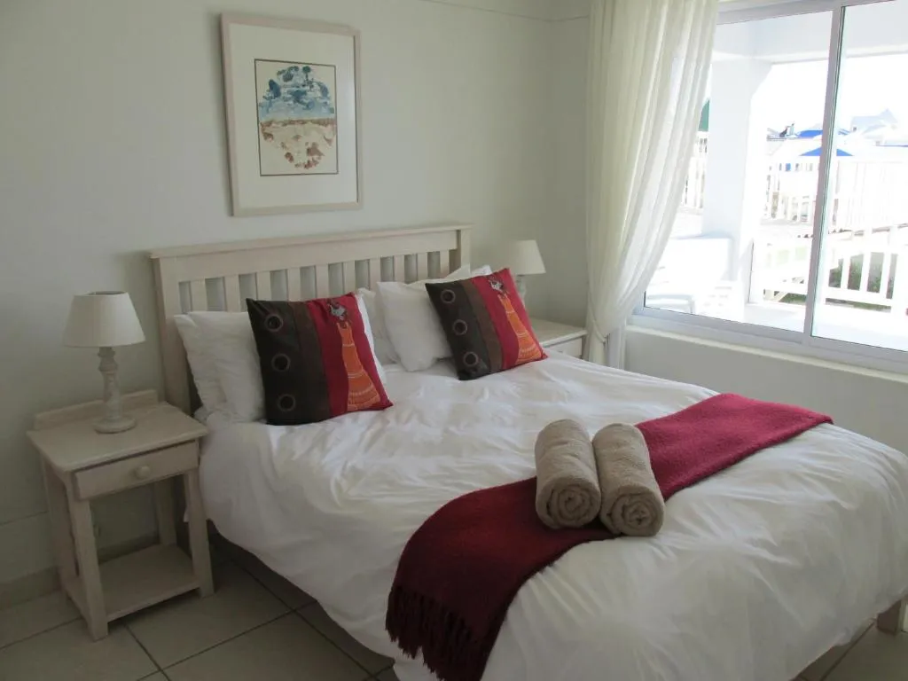 Point Village Accommodation - Alista - Image 2