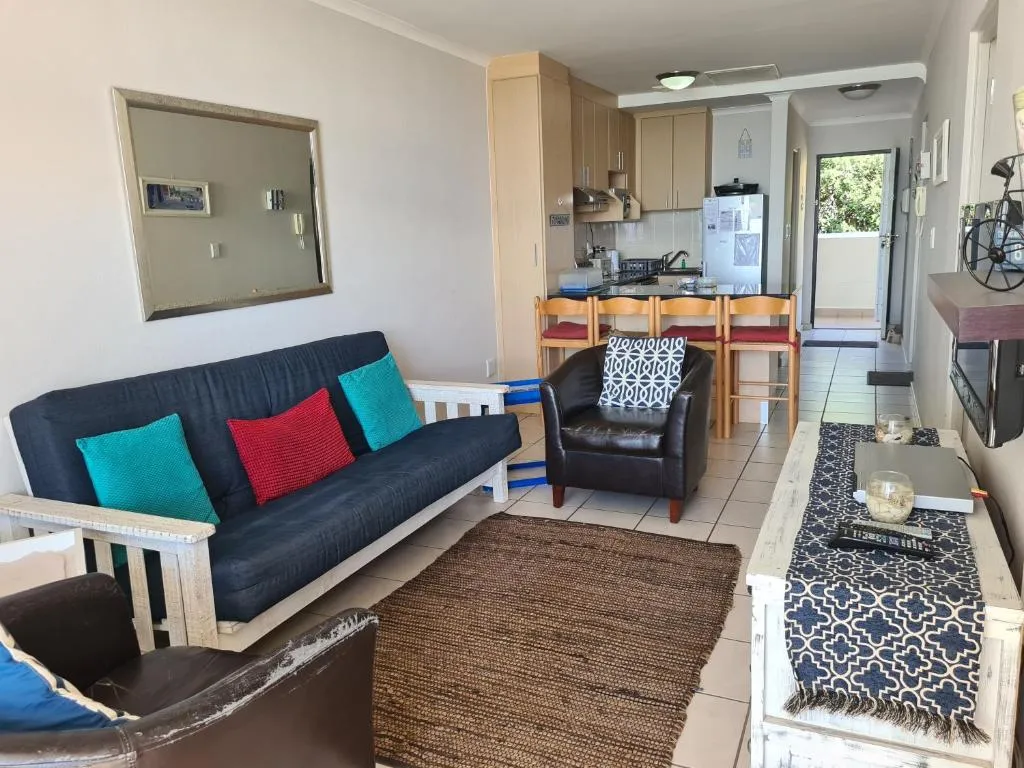 Point Village Accommodation - Santos 35 - Image 4