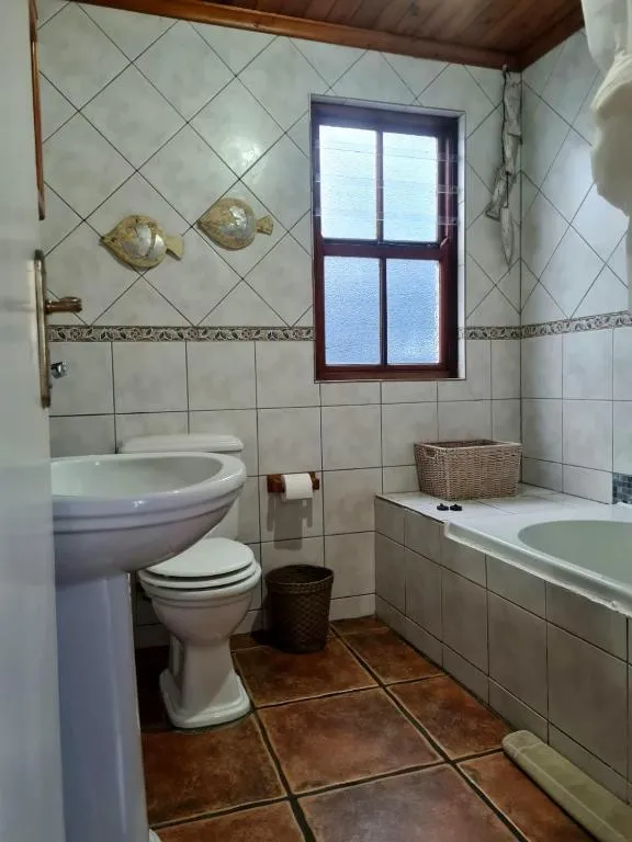 Point Village Accommodation - Sean's House - Image 3