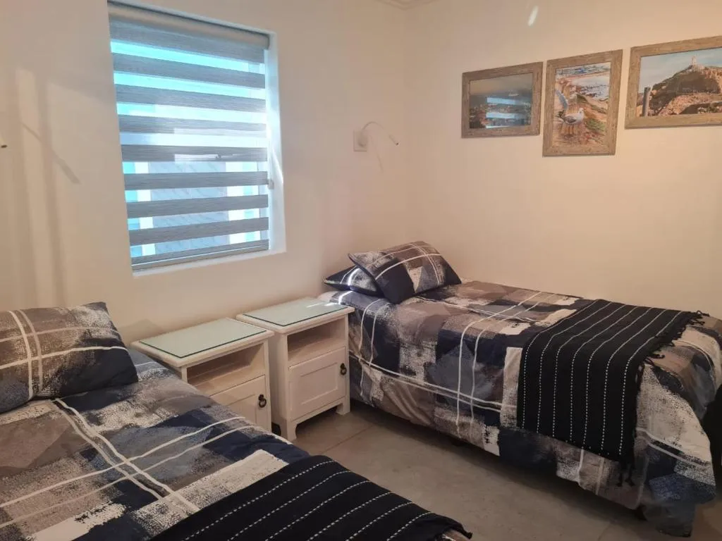 Point Village Accommodation - Wallace 9 - Image 2