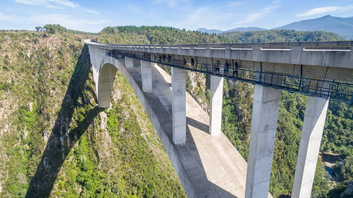 Bloukrans Bridge Bungy — 216 metre jump in the Tsitsikamma, South Africa
