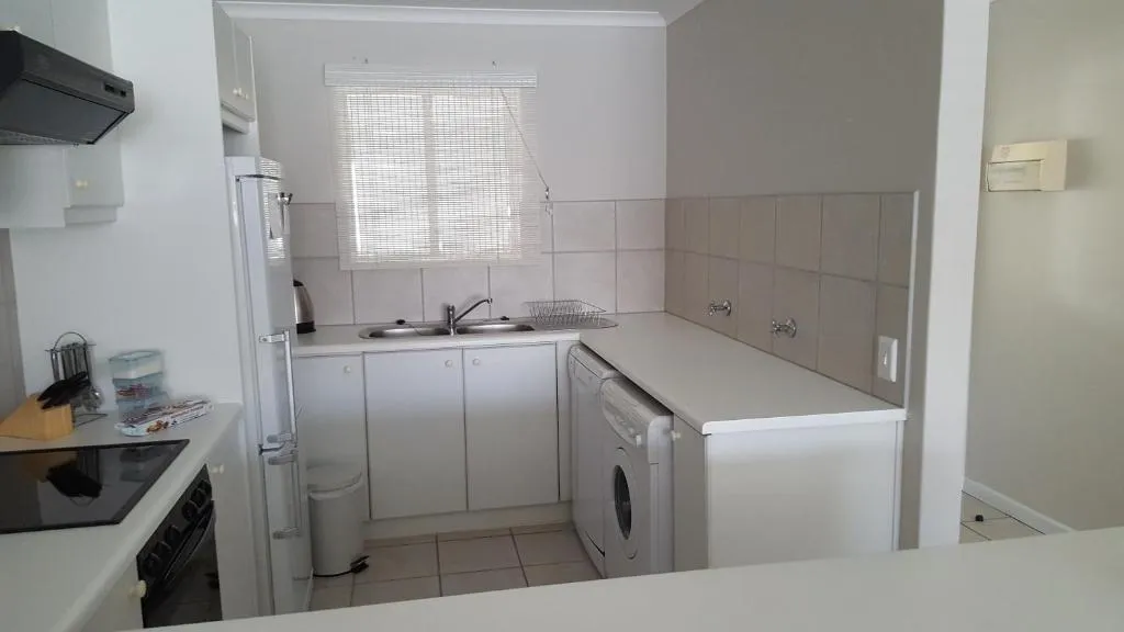 18 Greenpoint Mews - Image 3