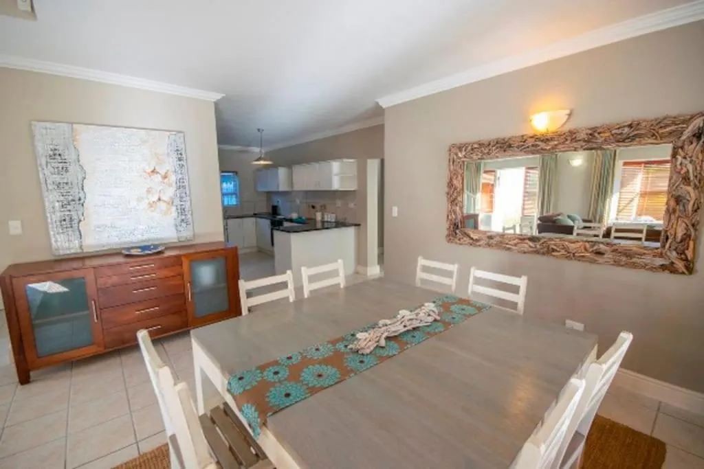 4244 River Club - Image 4