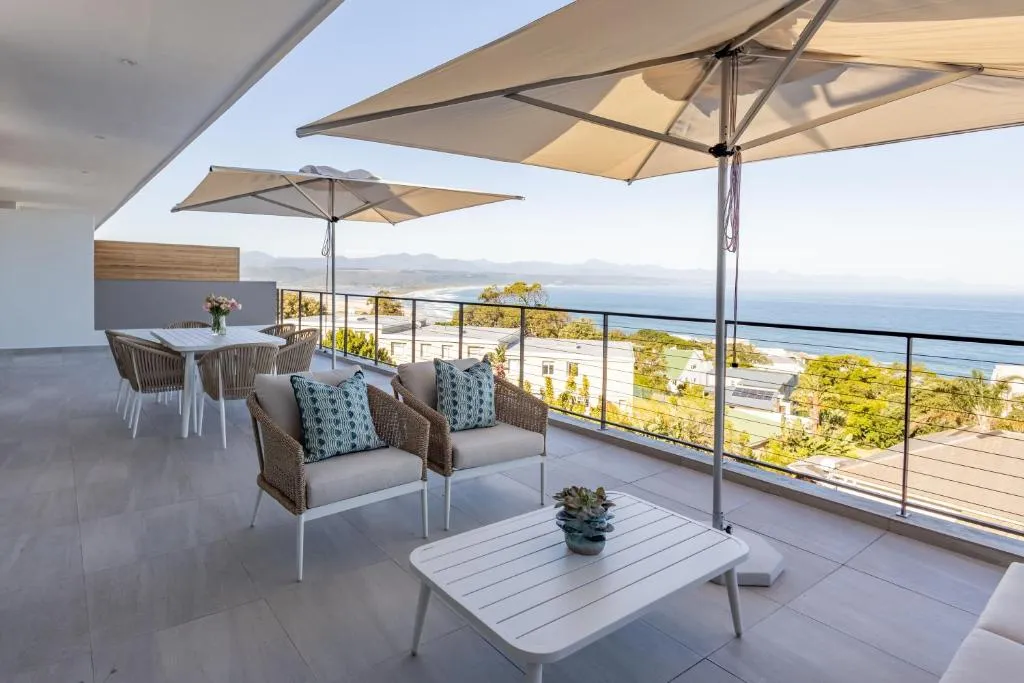 Plett Quarter Apartments - Image 2