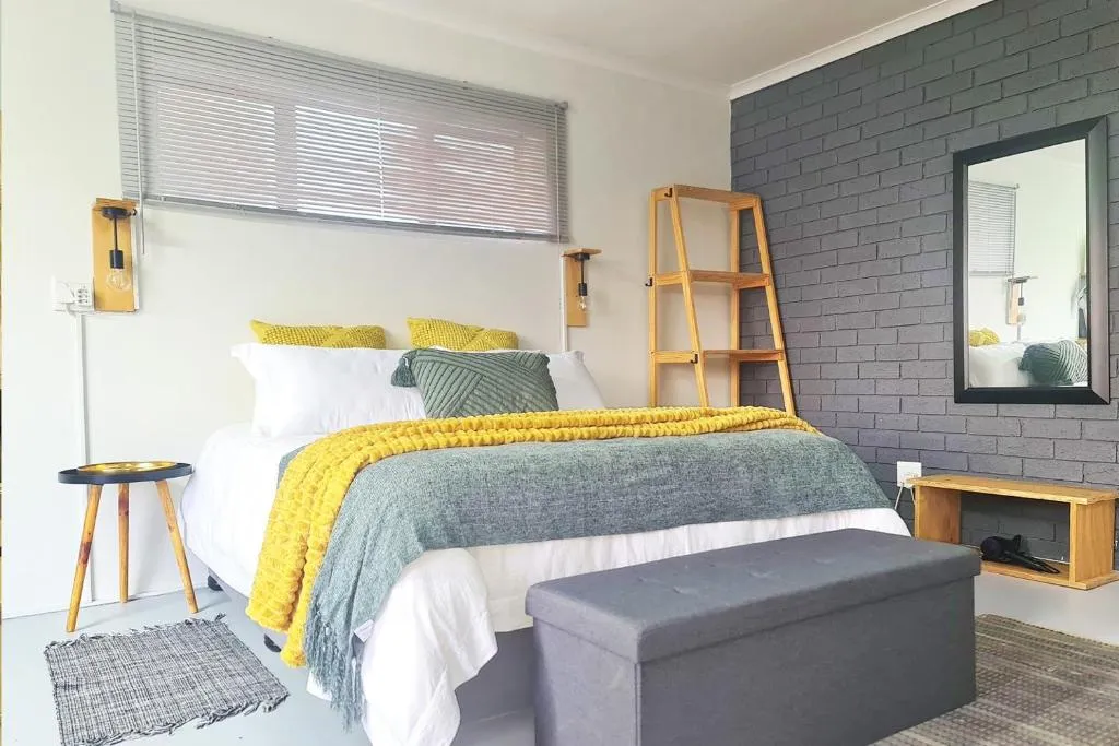 Myoli's Corner Studio Apartment Sedgefield