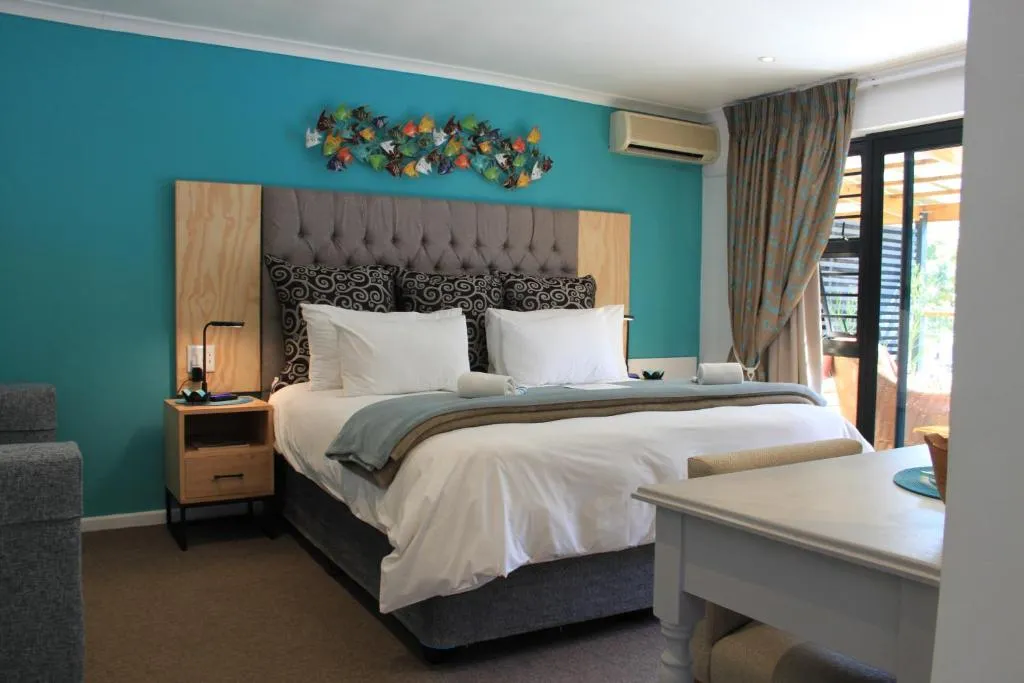 Pelican Lodge Guesthouse - Image 4