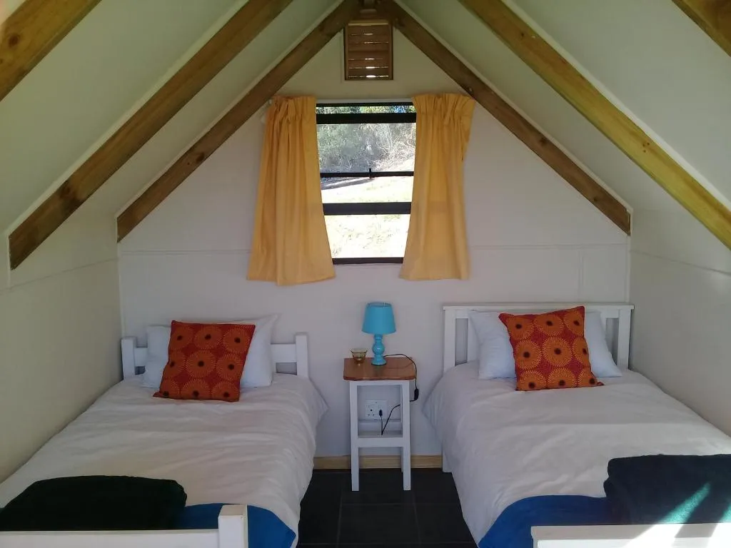 Sedgefield Huts - Image 2