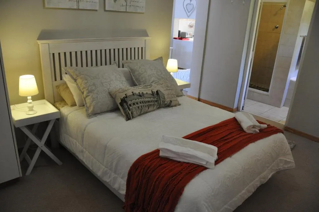 Sedgefield Island Villa - Image 2