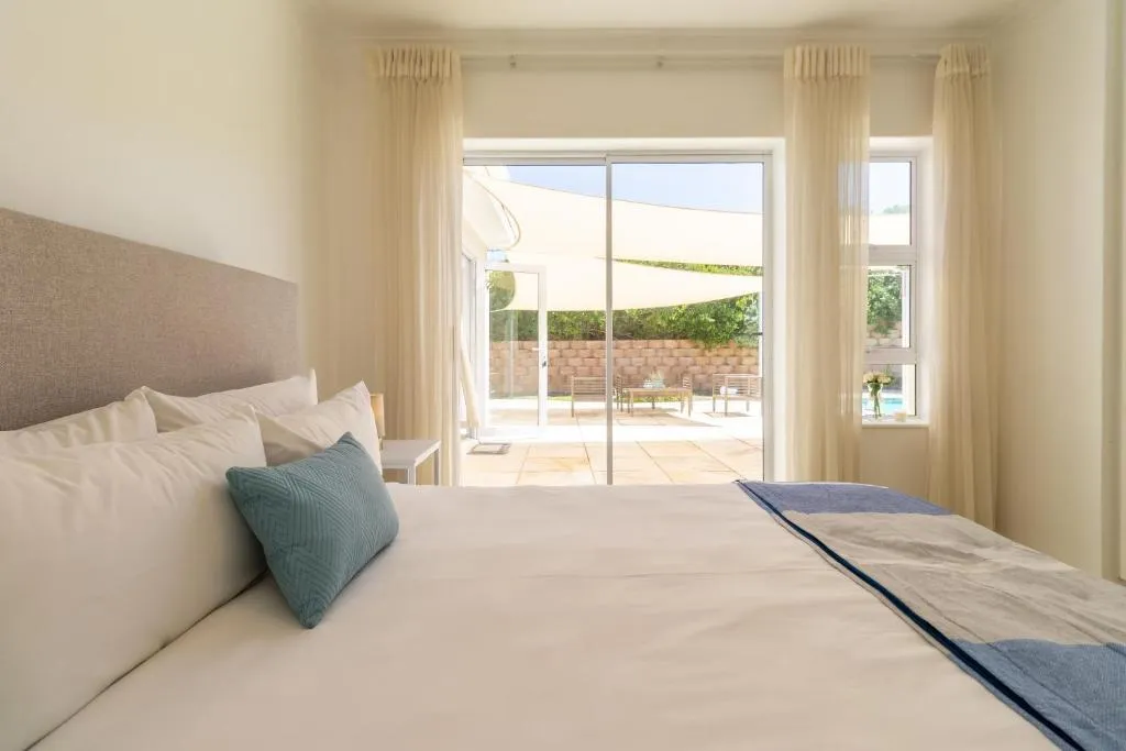 Ocean Villa - Pool & Loadshedding Backup - Image 2