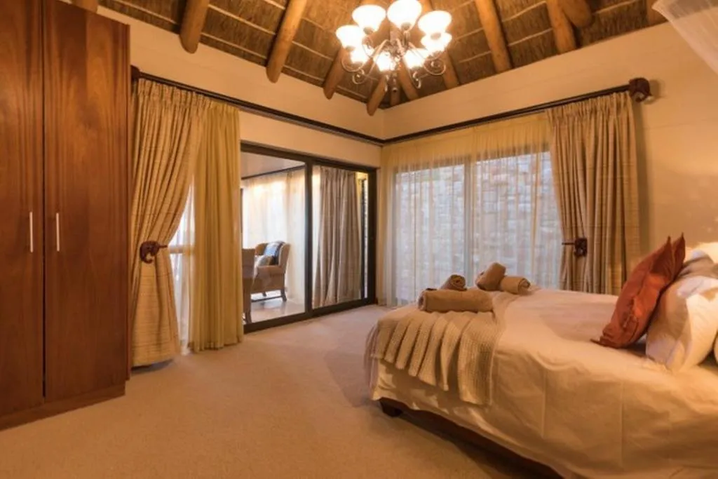 Sea Breeze Villa - Image 2