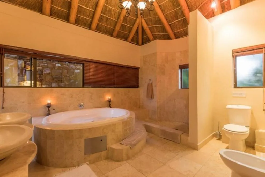 Sea Breeze Villa - Image 3