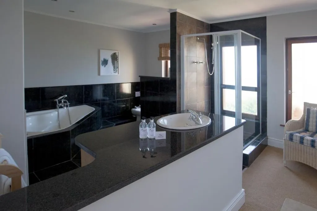 The Tuscany Guesthouse - Image 3