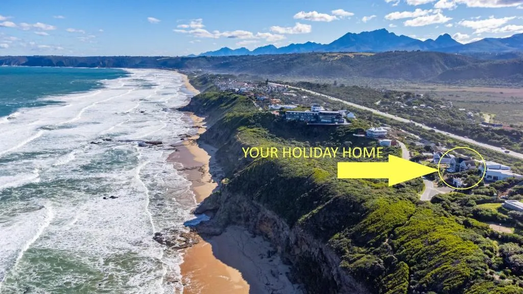 Vista Villa, Ocean & Mountain Views, Fire Pit - Image 2