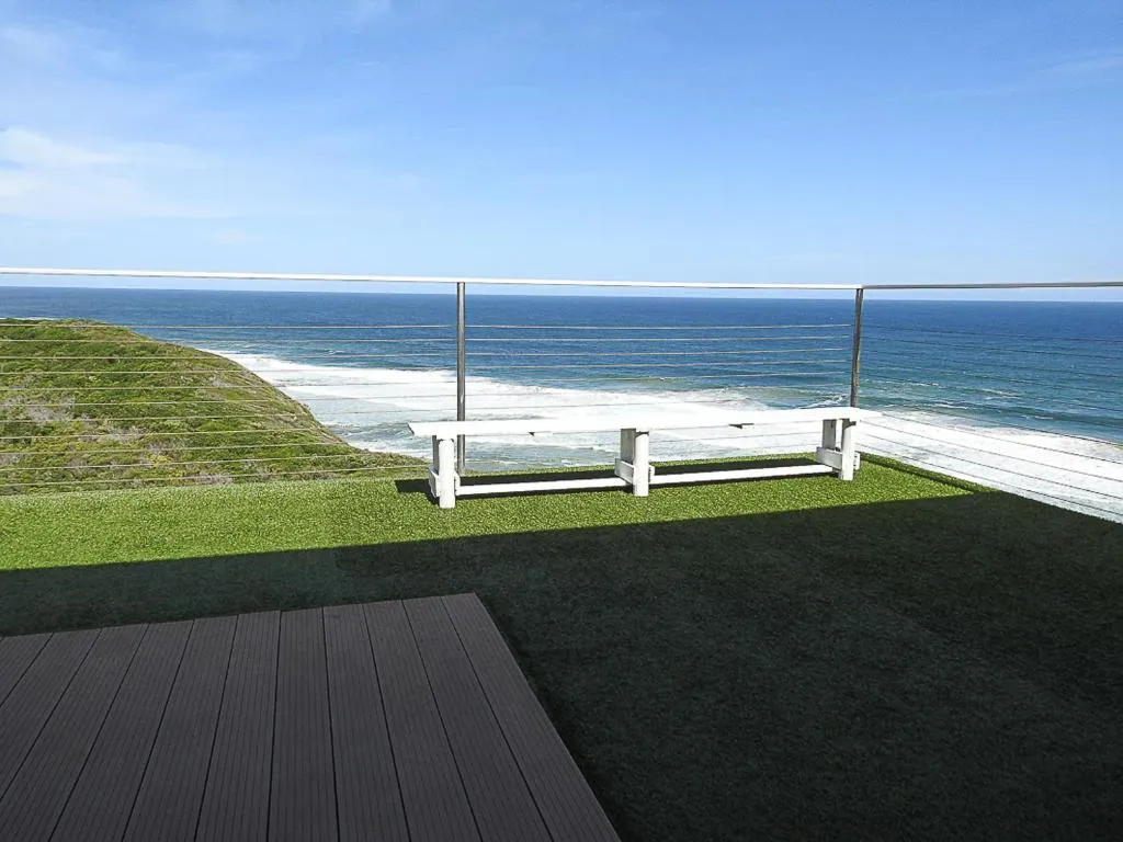 Wilderness Beach Views - Image 4