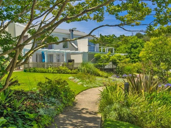 22 Oaklands on the Knoll