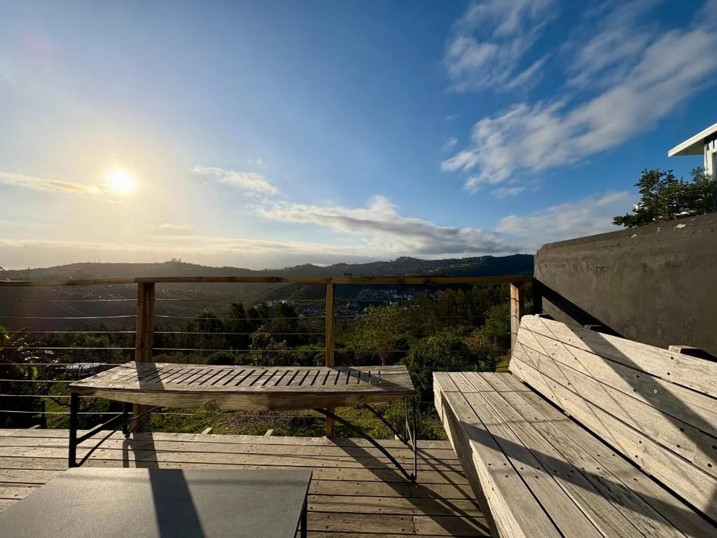 Wooden deck with panoramic views of Knysna valley and mountains