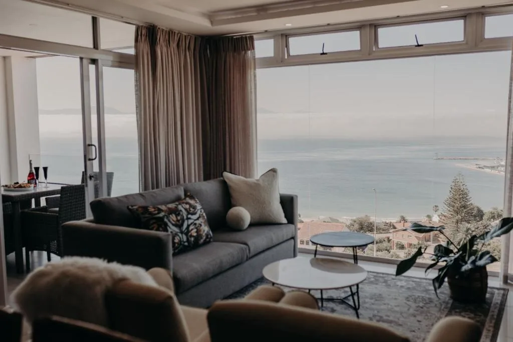 View @ The Bay Apartments 9