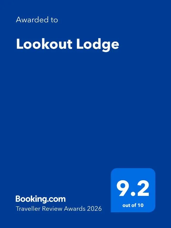 Booking.com Traveller Review Awards 2026 certificate for Lookout Lodge