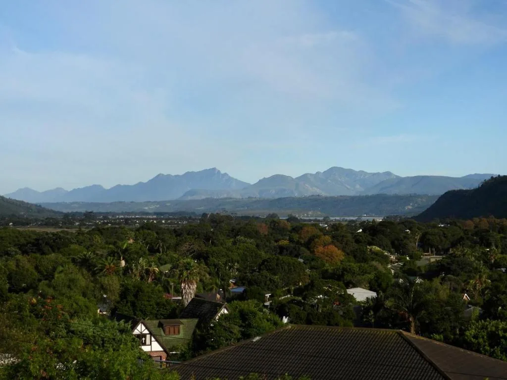 Scenic mountain range vista overlooking lush Sedgefield valley landscape