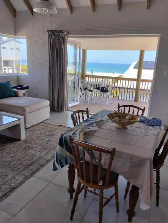 Deep Blue Sea holiday cottage