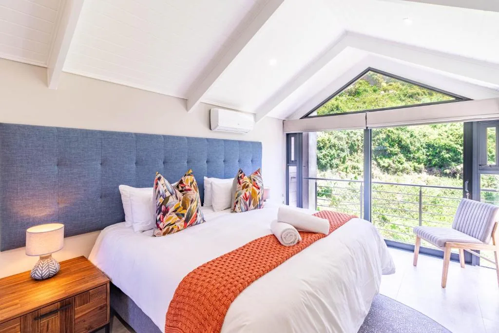 Gone Coastal - Air-Conditioned - Walk to the Beach